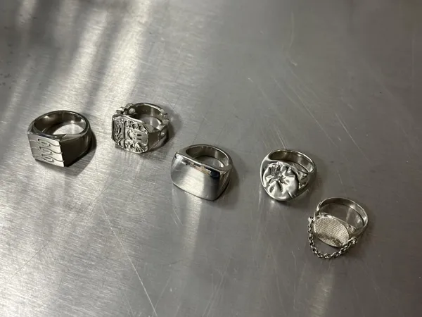 Réalisez votre chevalière en argent à la cire perdue avec Aglaé - Image n°5 - Wecandoo