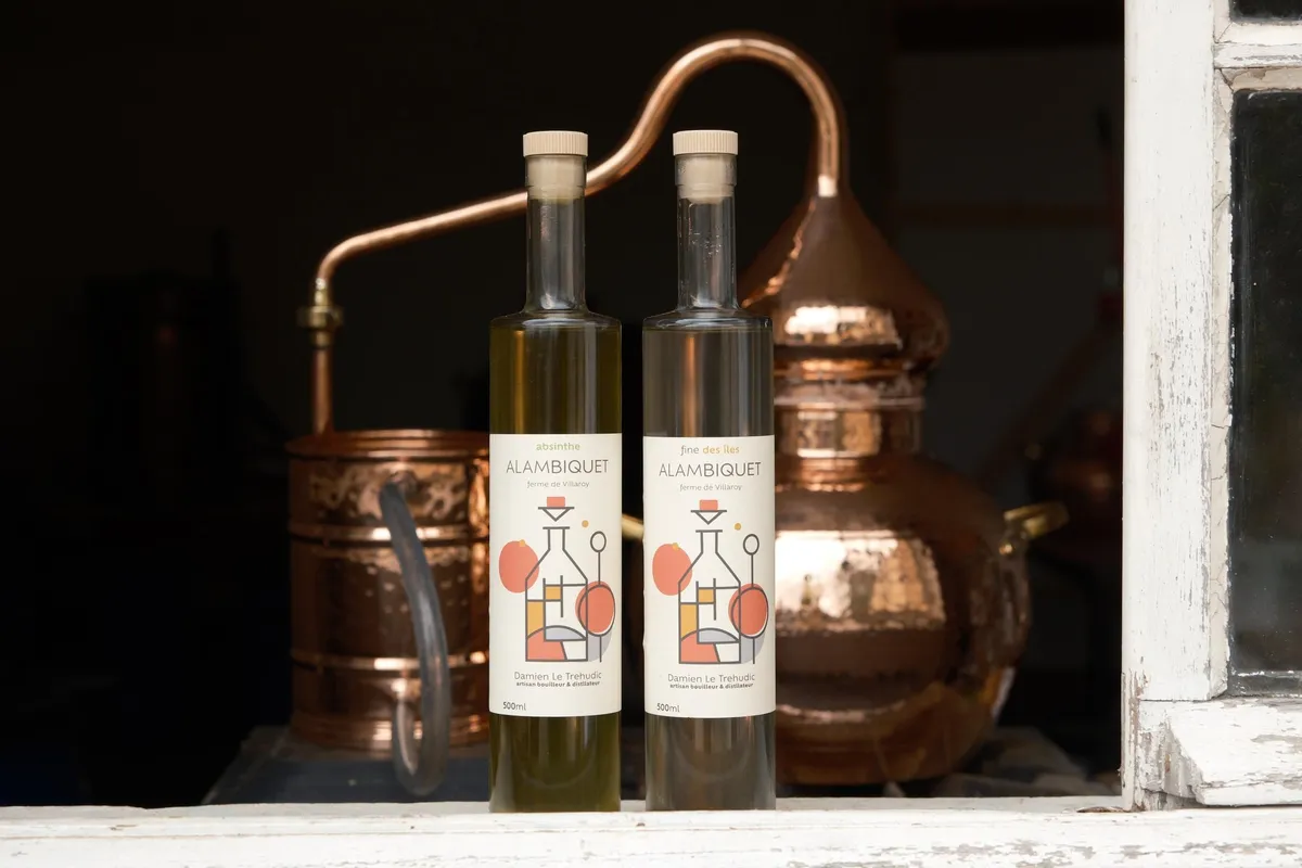 Créez votre propre eau-de-vie