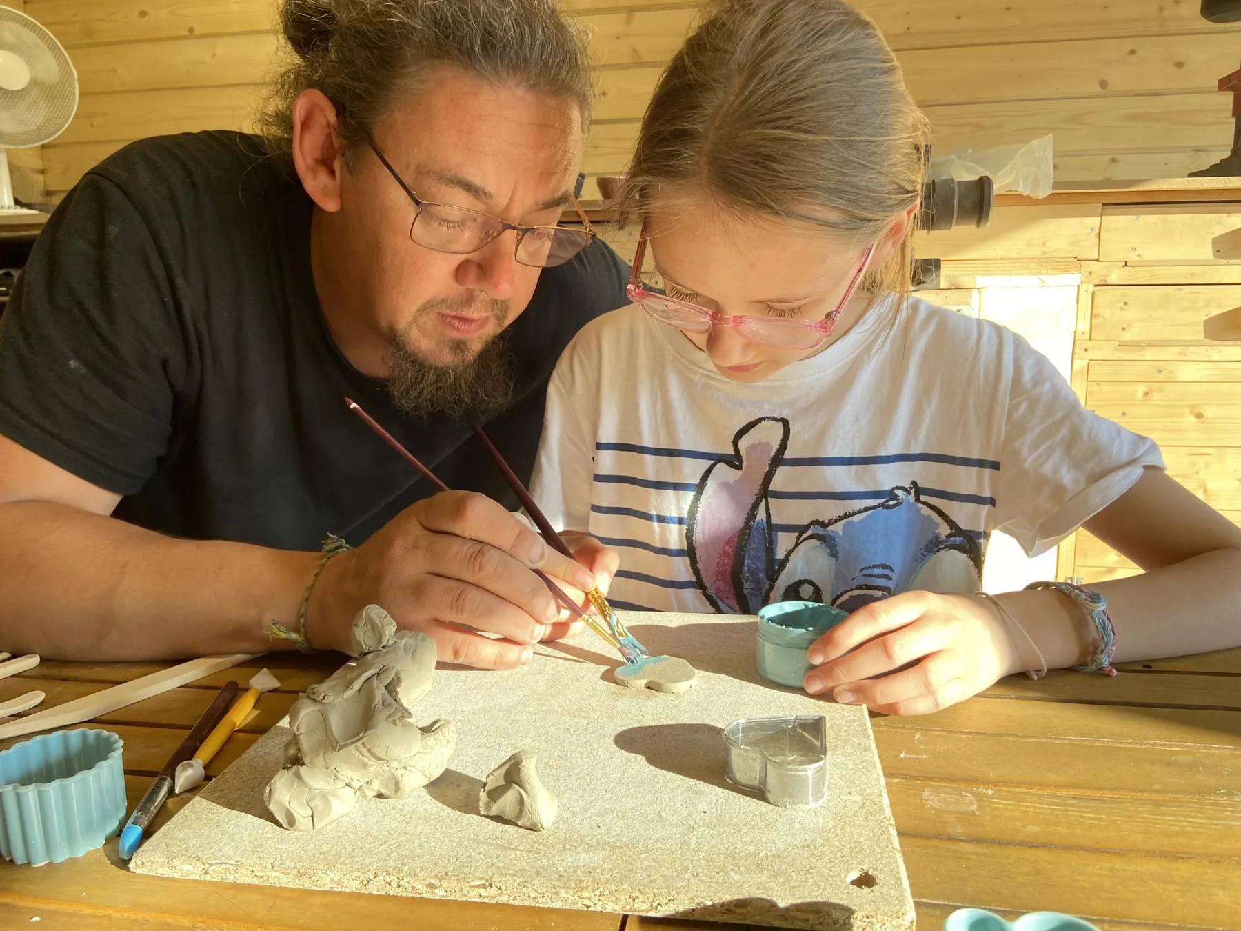 Découvrez le modelage en duo avec votre enfant accompagnés par Sabine - Image n°1 - Wecandoo