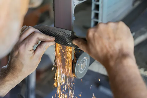 Réalisez chacun votre couteau à la forge ou en stock removal sur une journée en duo - Image n°4 - Wecandoo