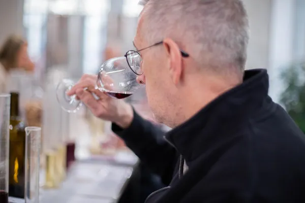 Visitez et dégustez dans un chai urbain - Image n°4 - Wecandoo