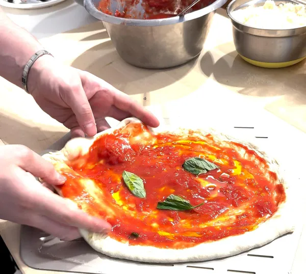 Wecandoo - Réalisez votre pizza napolitaine en groupe