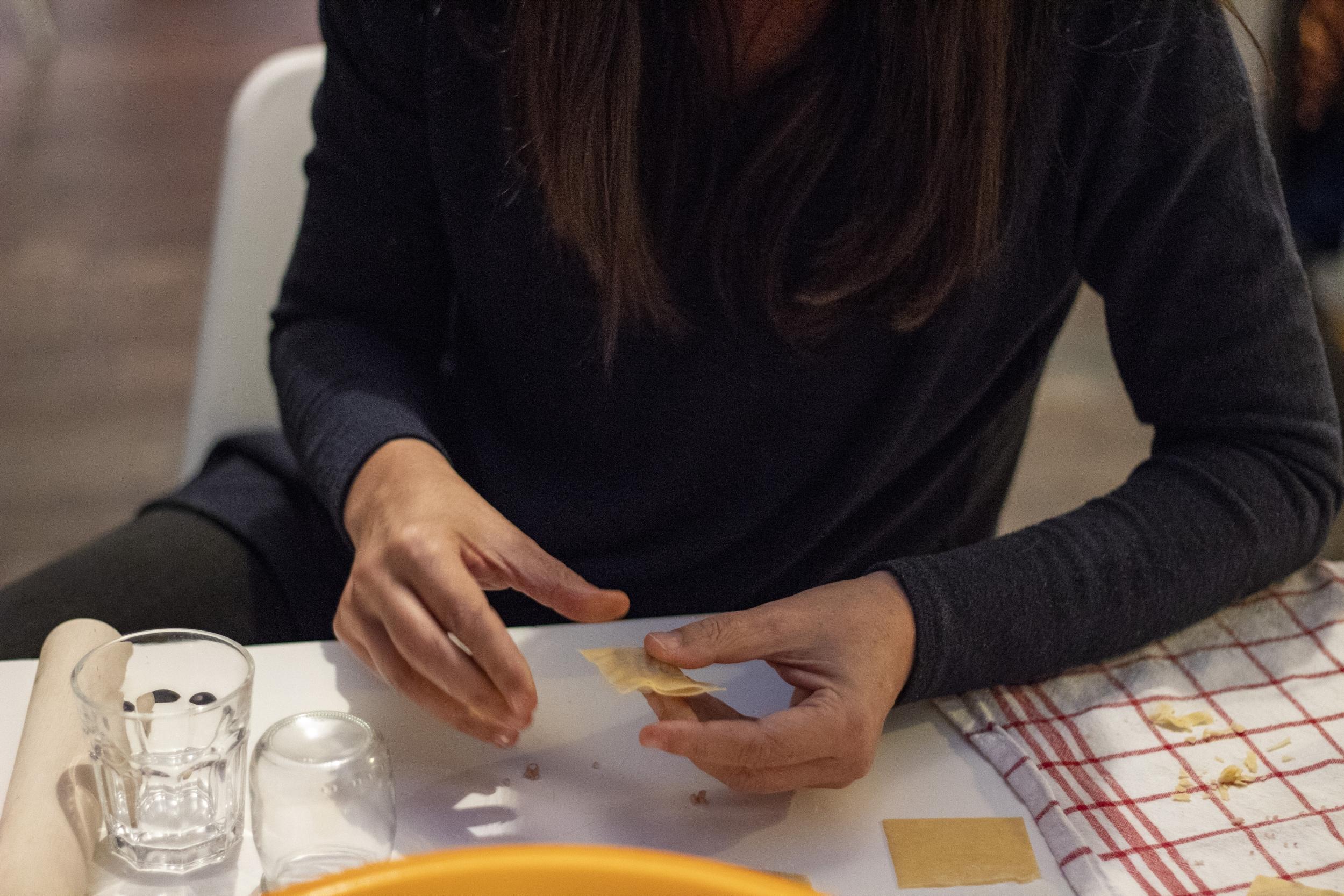 Wecandoo - Réunissez votre équipe et cuisinez ensemble des raviolis avec Claudio et son équipe - Image n°7