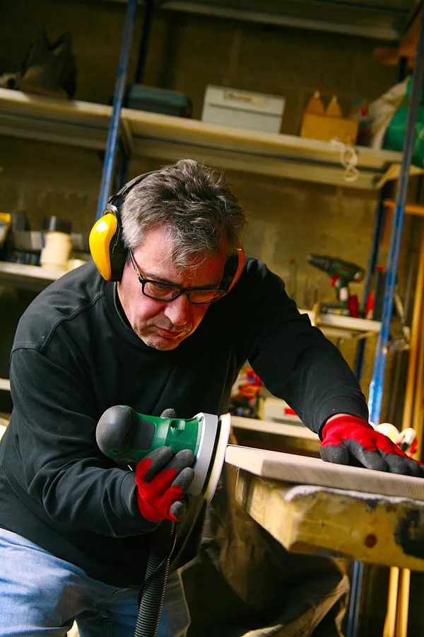 Fabriquez votre river table en bois, métal et époxy sur deux jours - Image n°2 - Wecandoo