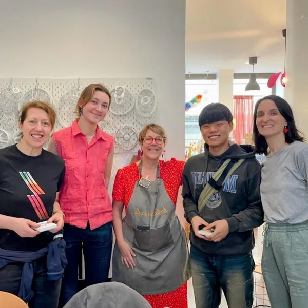 Réalisez vos boucles d'oreilles en émaux sur cuivre avec Sophie - Image n°4 - Wecandoo