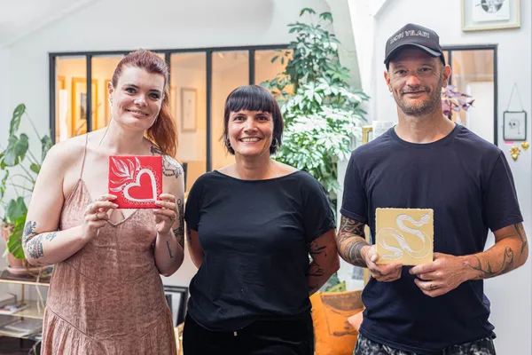 Découvrez la gravure sur peinture avec Caroline - Image n°3 - Wecandoo