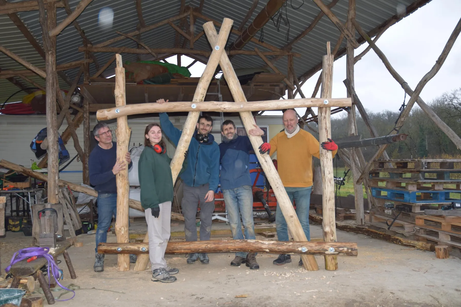 Construisez une cabane avec Stéphane - Afbeelding nr. 3 - Wecandoo