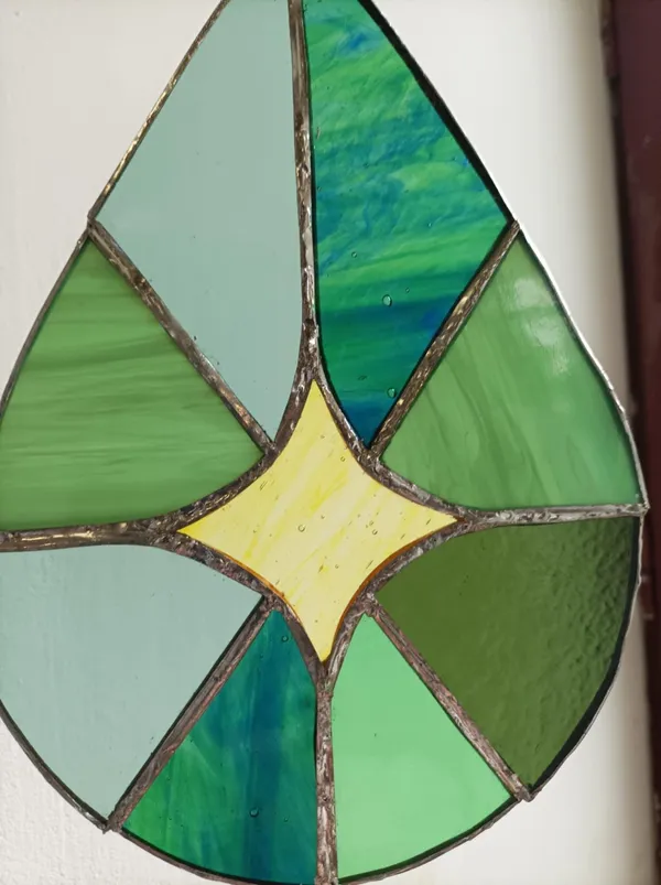 Réalisez votre vitrail Tiffany sur une journée avec Alice - Image n°3 - Wecandoo