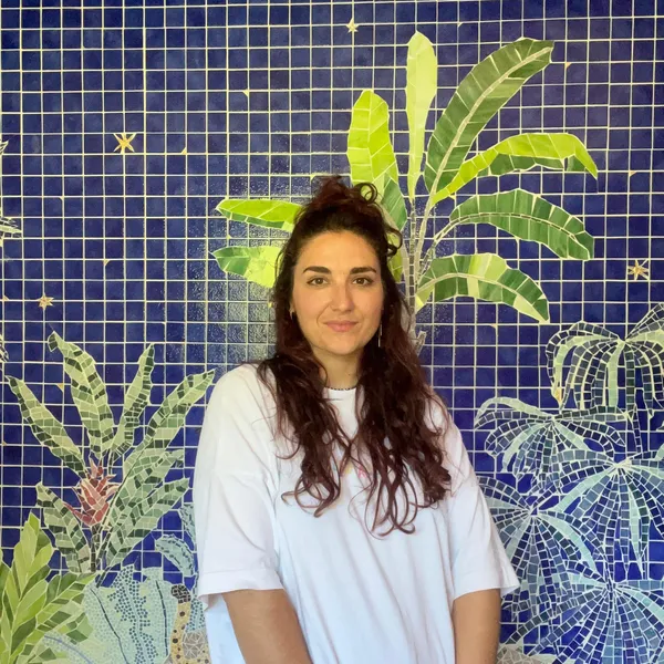 Léa : Mosaïste à Paris