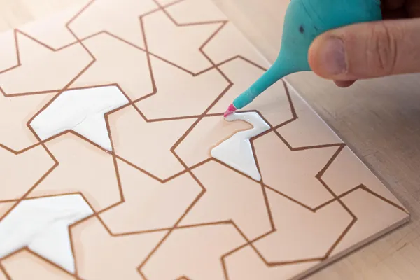 Décorez votre dessous de plat en céramique avec Hadjiat - Image n°1 - Wecandoo