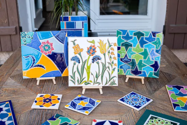 Décorez votre dessous de plat en céramique avec Hadjiat - Image n°4 - Wecandoo