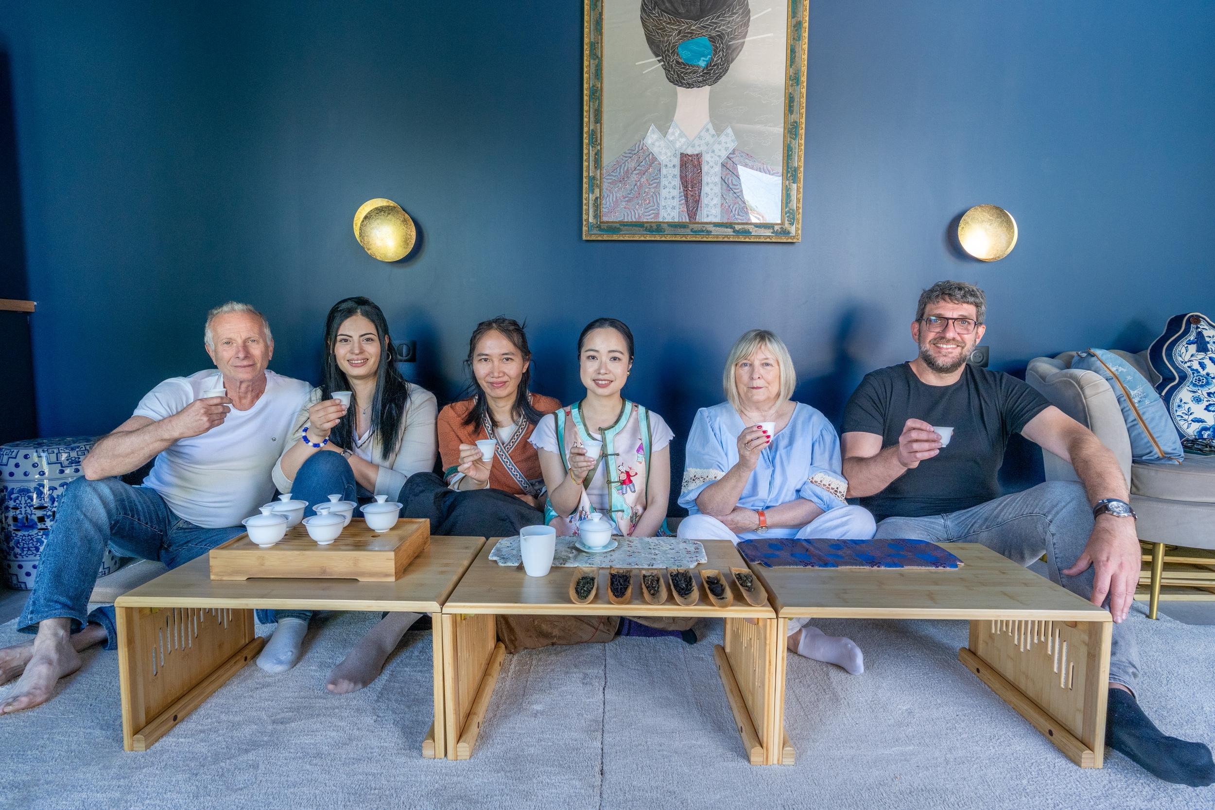 Initiez-vous à la dégustation de thés grands crus avec Qiurong - Image n°5 - Wecandoo