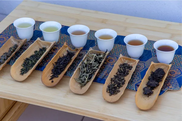 Apprenez l’art du Gong Fu Cha avec Qiurong - Image n°5 - Wecandoo