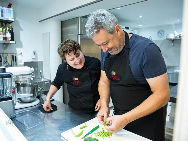 Confectionnez un menu bistronomique et de saison pour deux personnes avec Elisabeth - Image n°2 - Wecandoo