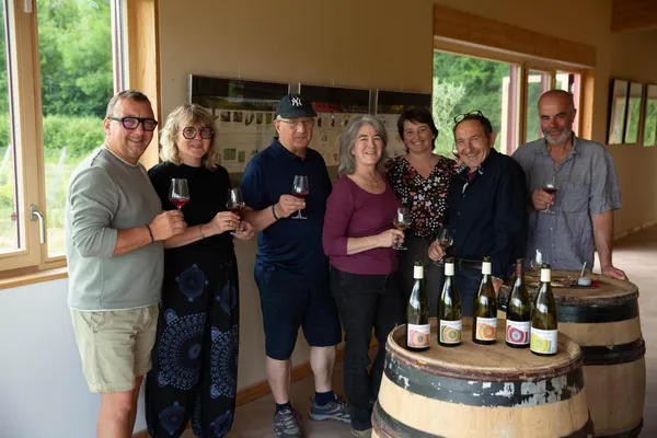 Visitez des vignes et dégustez du vin avec Pierric et Maura - Image n°4 - Wecandoo