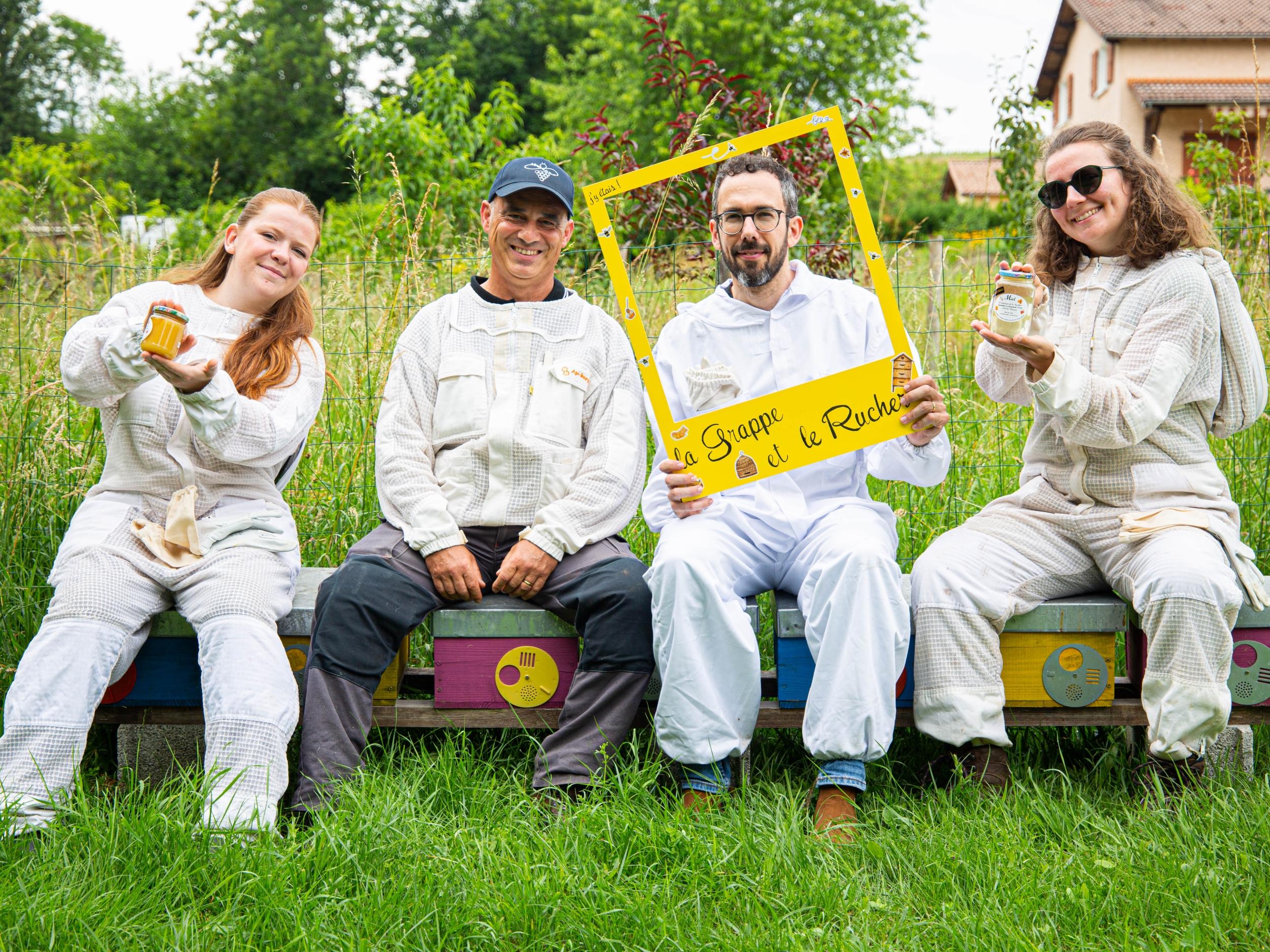 Découvrez les secrets de l'apiculture de la ruche au dessert avec Raphaël - Image n°3 - Wecandoo