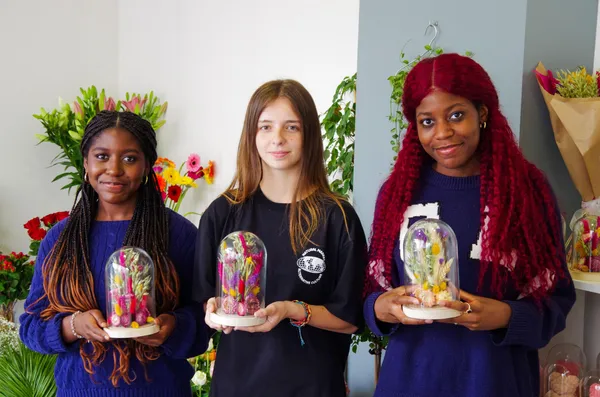 Réalisez une cloche fleurie en duo avec votre enfant, accompagnés par Lucie - Image n°5 - Wecandoo