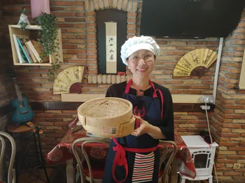 Lin : Cheffe cuisinière à Lille