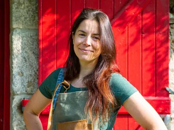 Vanessa : Souffleuse de verre à Saint-Etienne