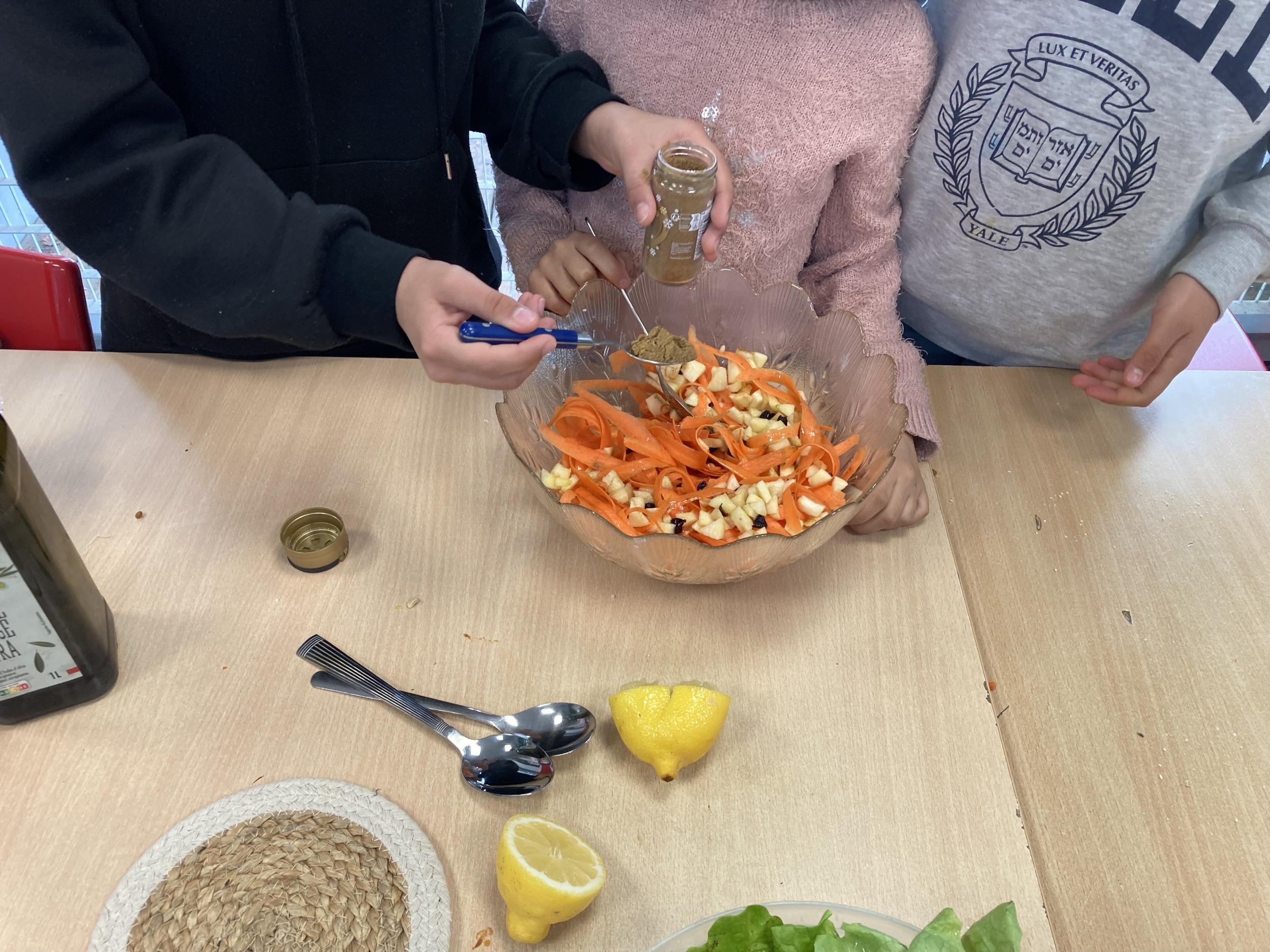 Cuisinez végétarien en famille avec Céline - Image n°7 - Wecandoo