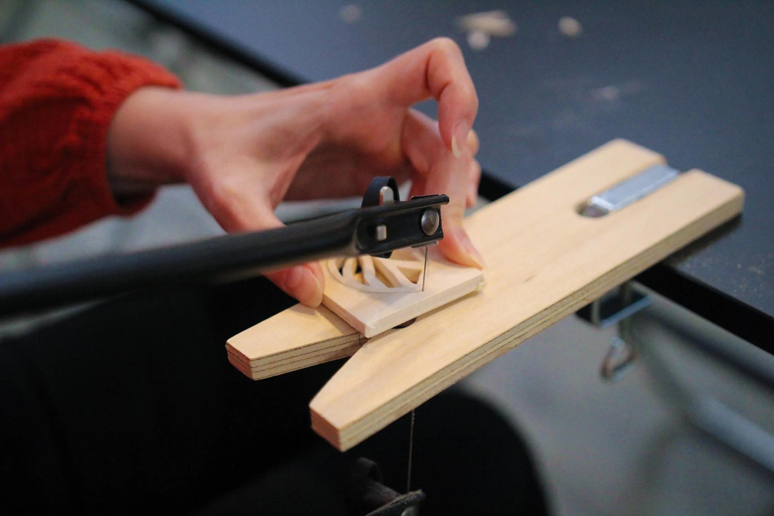 Réalisez vos boucles d'oreilles en bois