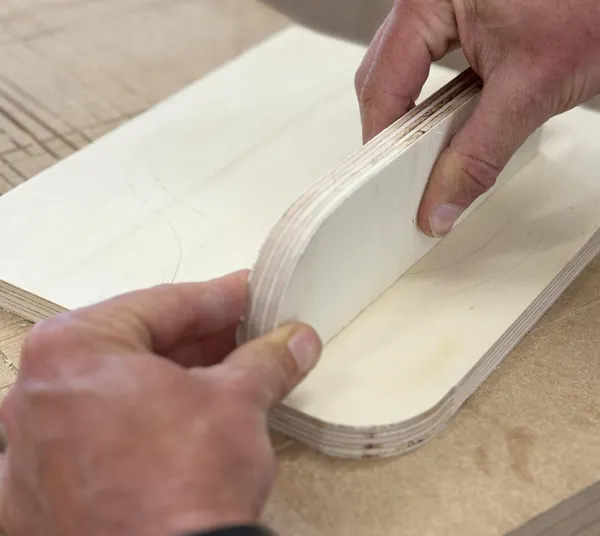 Réalisez un luminaire en bois avec Nadine et François - Image n°2 - Wecandoo