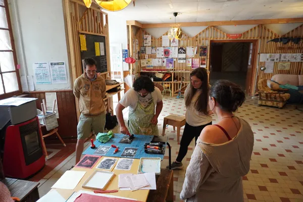 Initiez vous à la linogravure avec Amandine - Image n°5 - Wecandoo