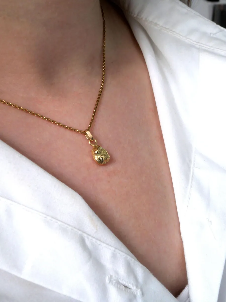 Recyclez vos anciens bijoux et transformez-les avec Julie - Image n°1 - Wecandoo