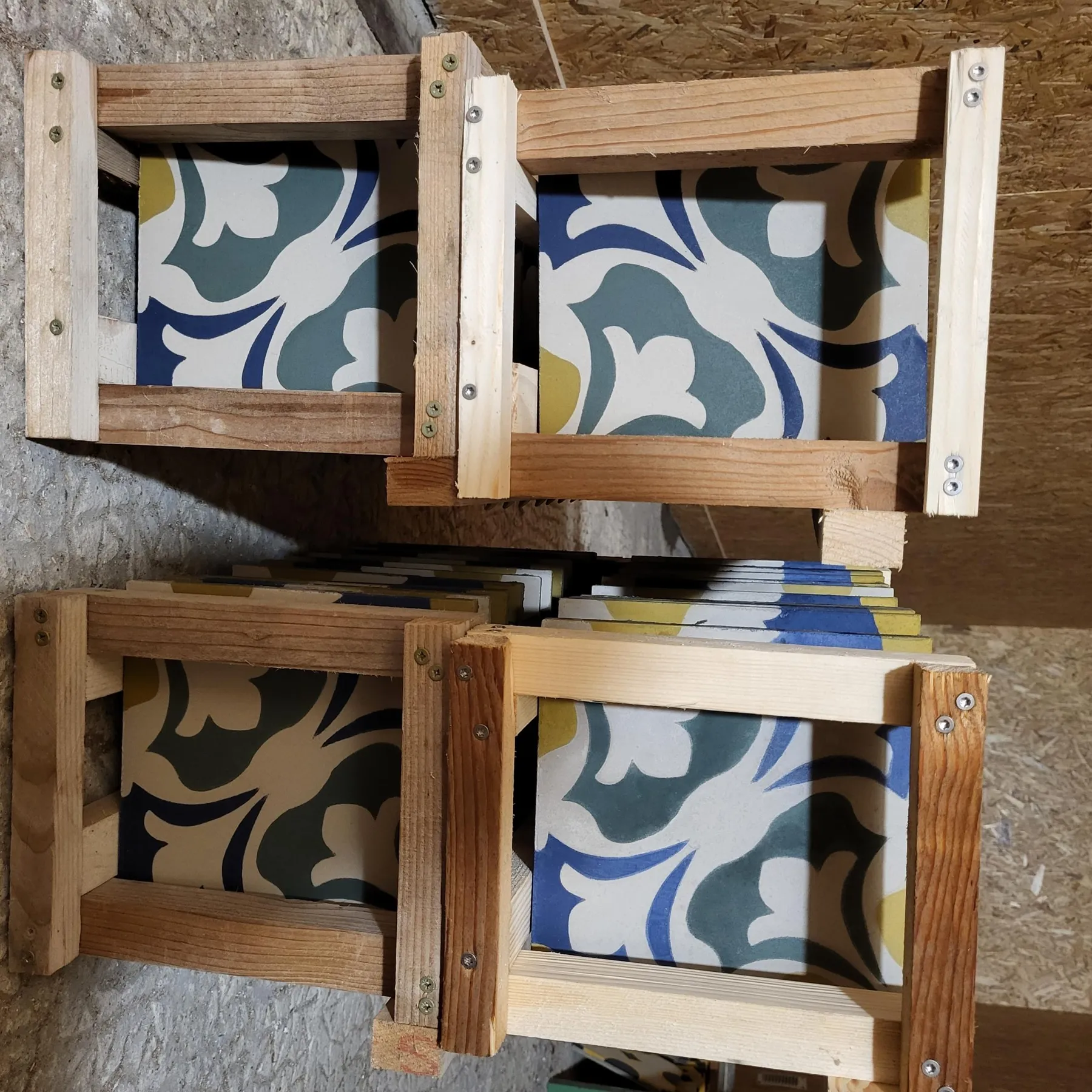 Fabriquez vos carreaux de ciment en duo accompagnés par Marie-Laure - Image n°1 - Wecandoo