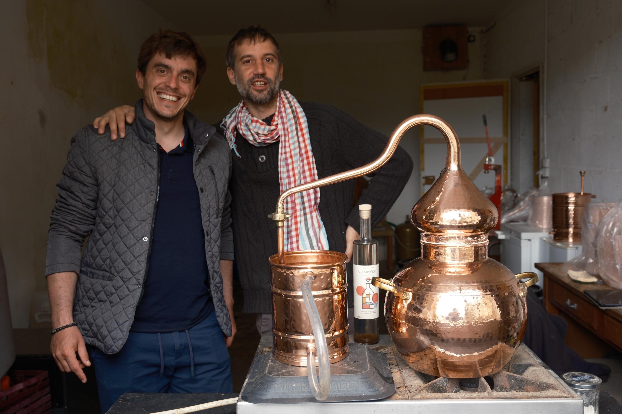 Créez votre propre eau-de-vie avec Damien - Image n°8 - Wecandoo