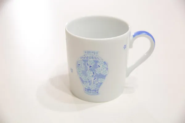 Initiez-vous à la peinture sur porcelaine en duo avec votre enfant accompagnés par Alix - Image n°5 - Wecandoo