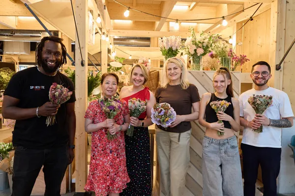 Réalisez votre bouquet de fleurs séchées avec Elizabeta - Image n°4 - Wecandoo