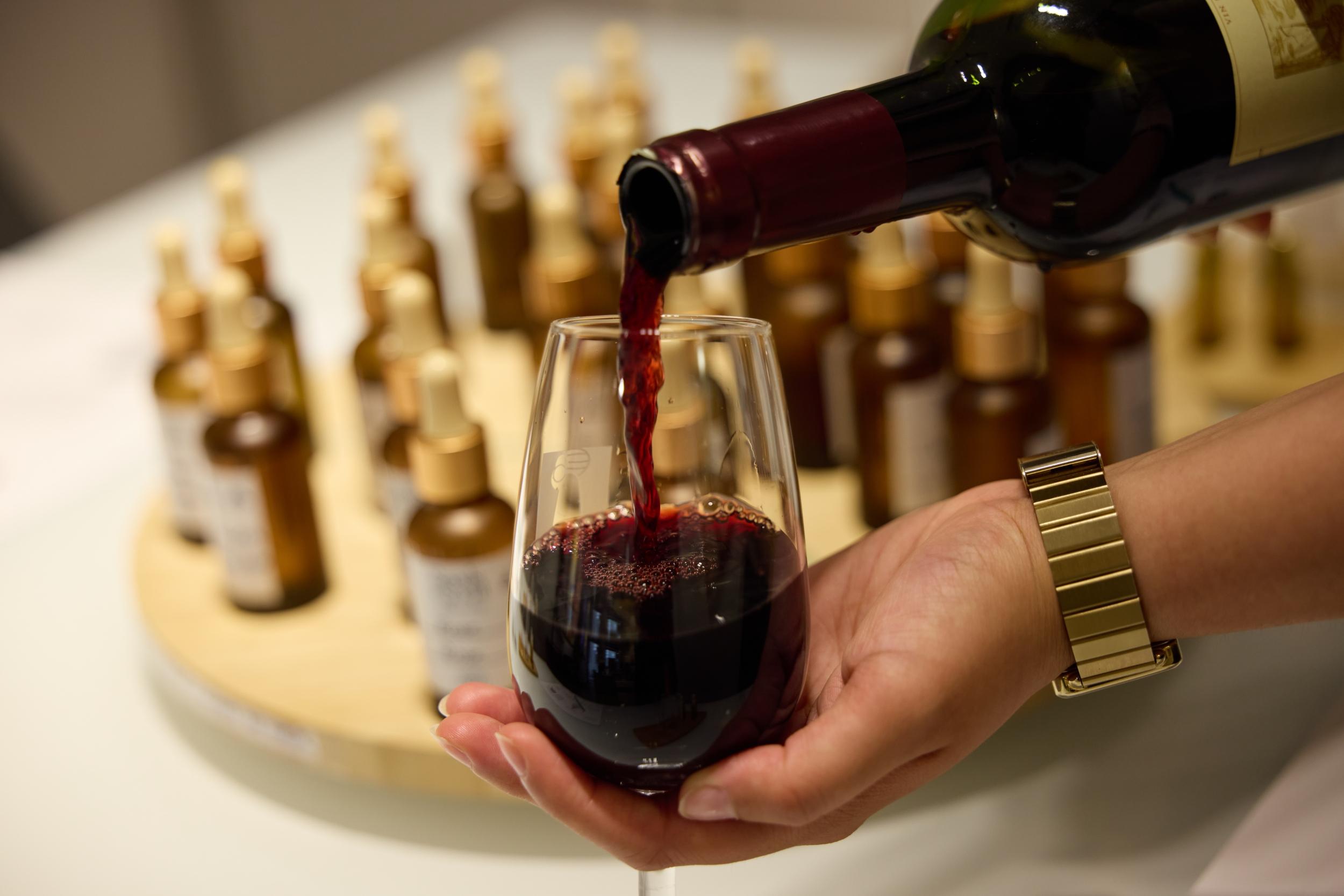 Créez votre parfum autour d'un apéro avec Gauri - Image n°7 - Wecandoo