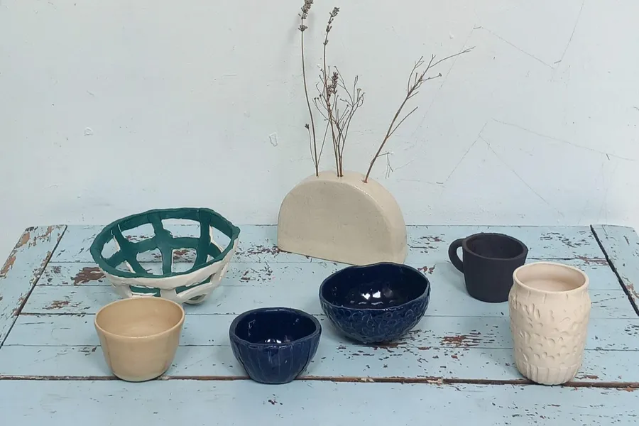 Initiez-vous au modelage et tournage de céramique sur une journée avec Virginie - Image n°1 - Wecandoo