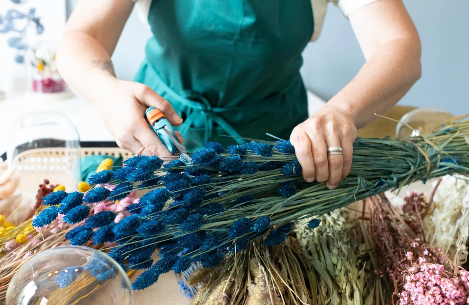 Réunissez votre équipe et réalisez vos cloches fleuries avec Iris - Image n°3 - Wecandoo