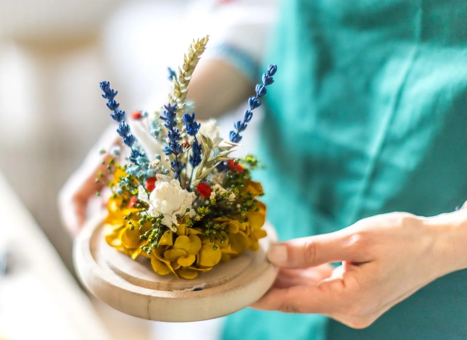 Réunissez votre équipe et réalisez vos cloches fleuries avec Iris - Image n°4 - Wecandoo