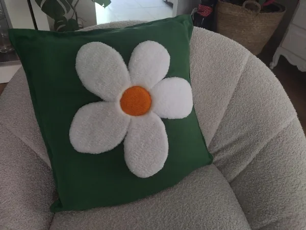 Réalisez votre housse de coussin avec Marie - Image n°5 - Wecandoo