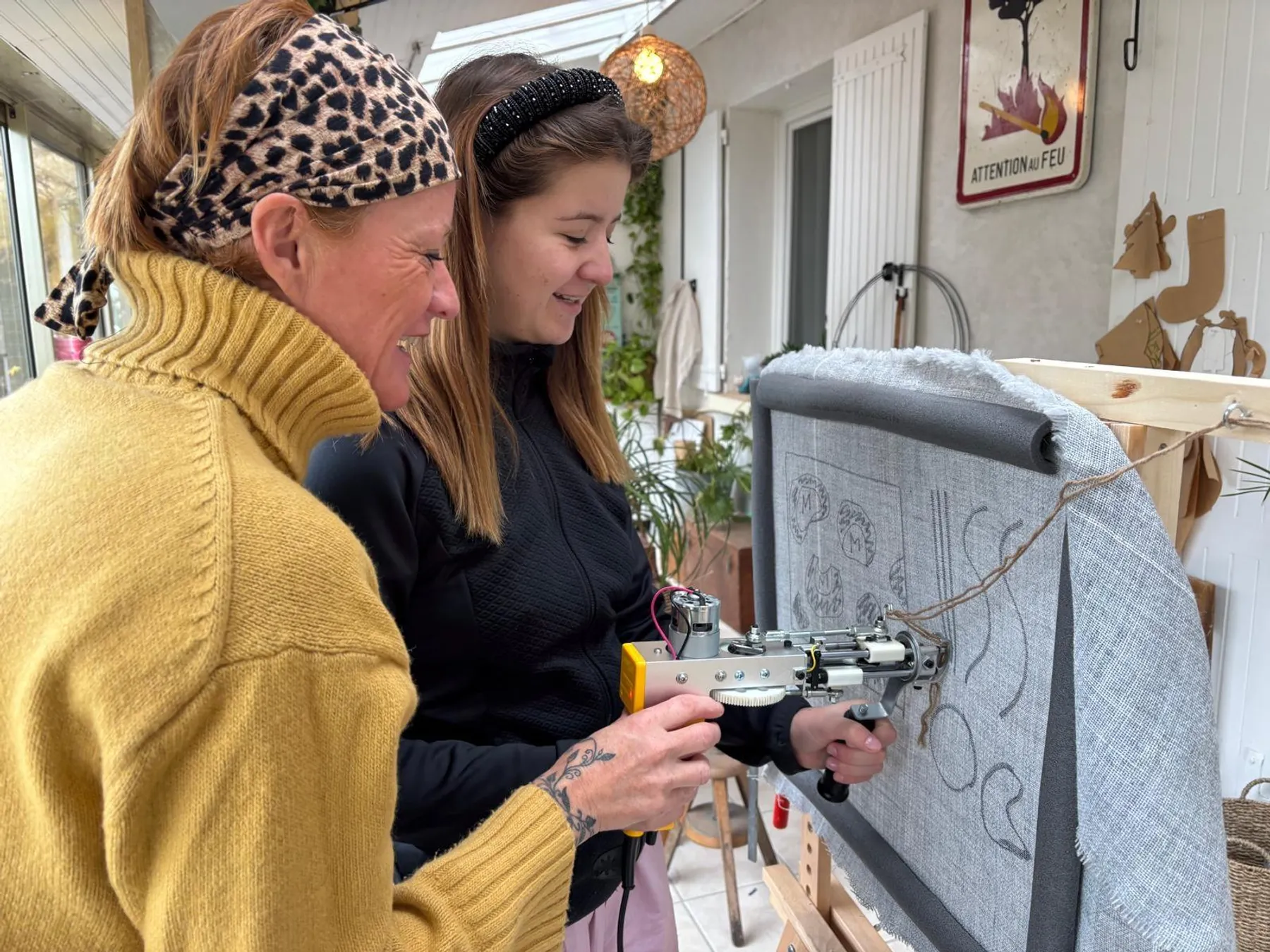 Réalisez votre housse de coussin avec Marie - Image n°4 - Wecandoo