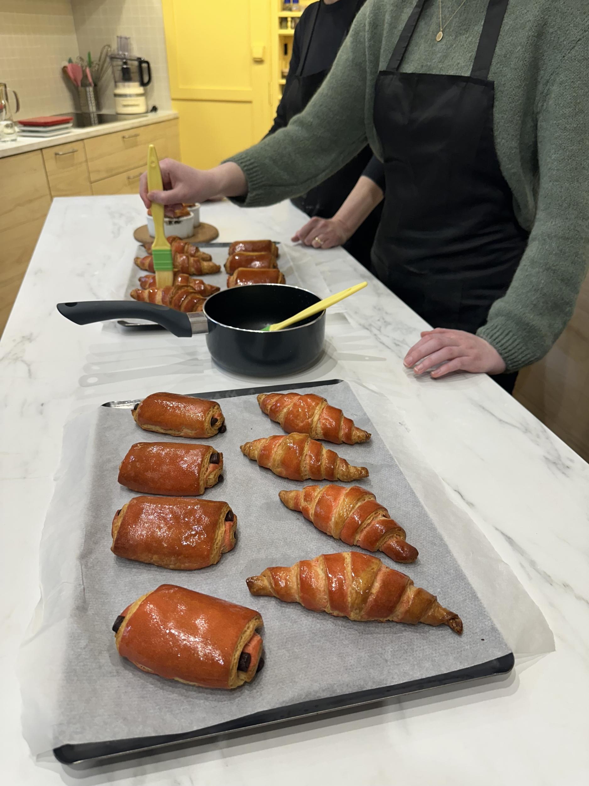 Réalisez vos viennoiseries avec Mounia et Emilie à Paris - Image n°8 - Wecandoo