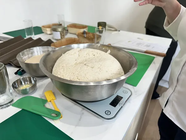 Réalisez votre pain maison avec Mounia à Paris - Afbeelding nr. 2 - Wecandoo