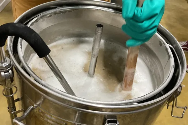 Brassez votre bière artisanale avec Anthony - Image n°3 - Wecandoo