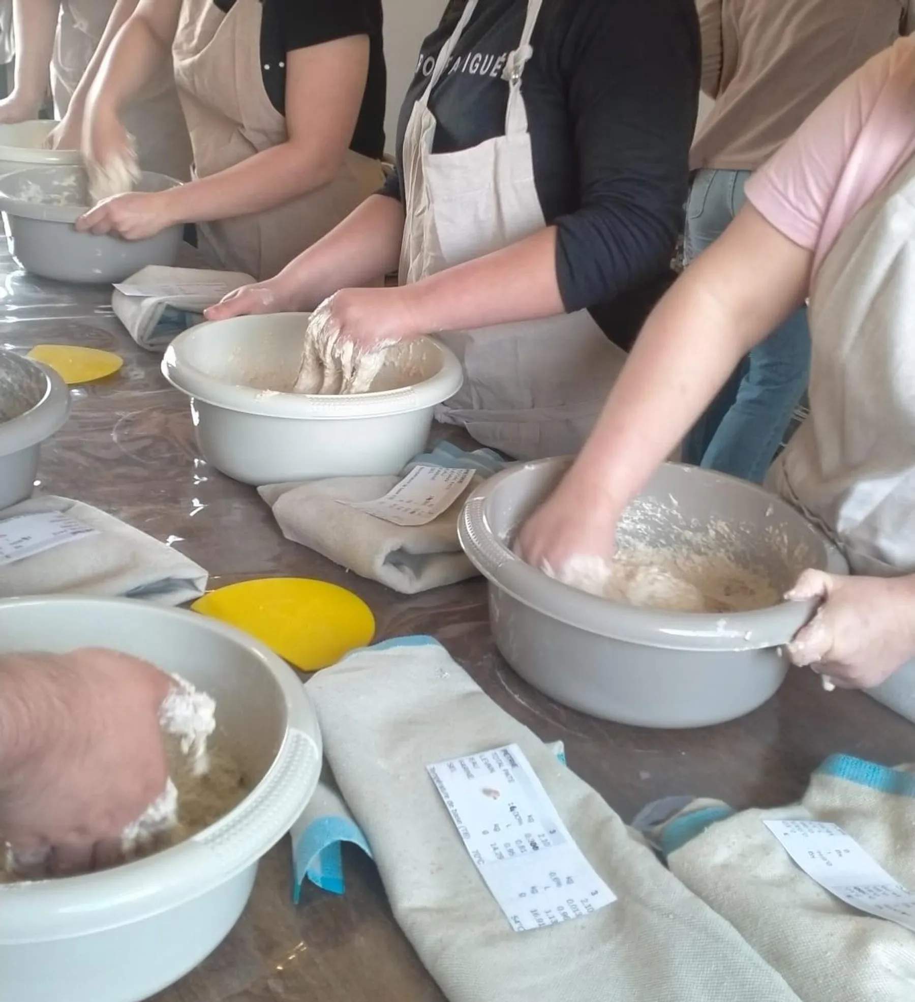 Réalisez vos pains au levain dans une ferme avec Cassandre - Afbeelding nr. 2 - Wecandoo