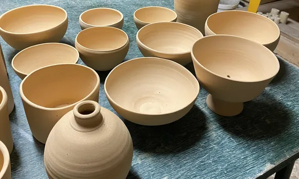 Découvrez le tour de potier avec Marie - Image n°4 - Wecandoo