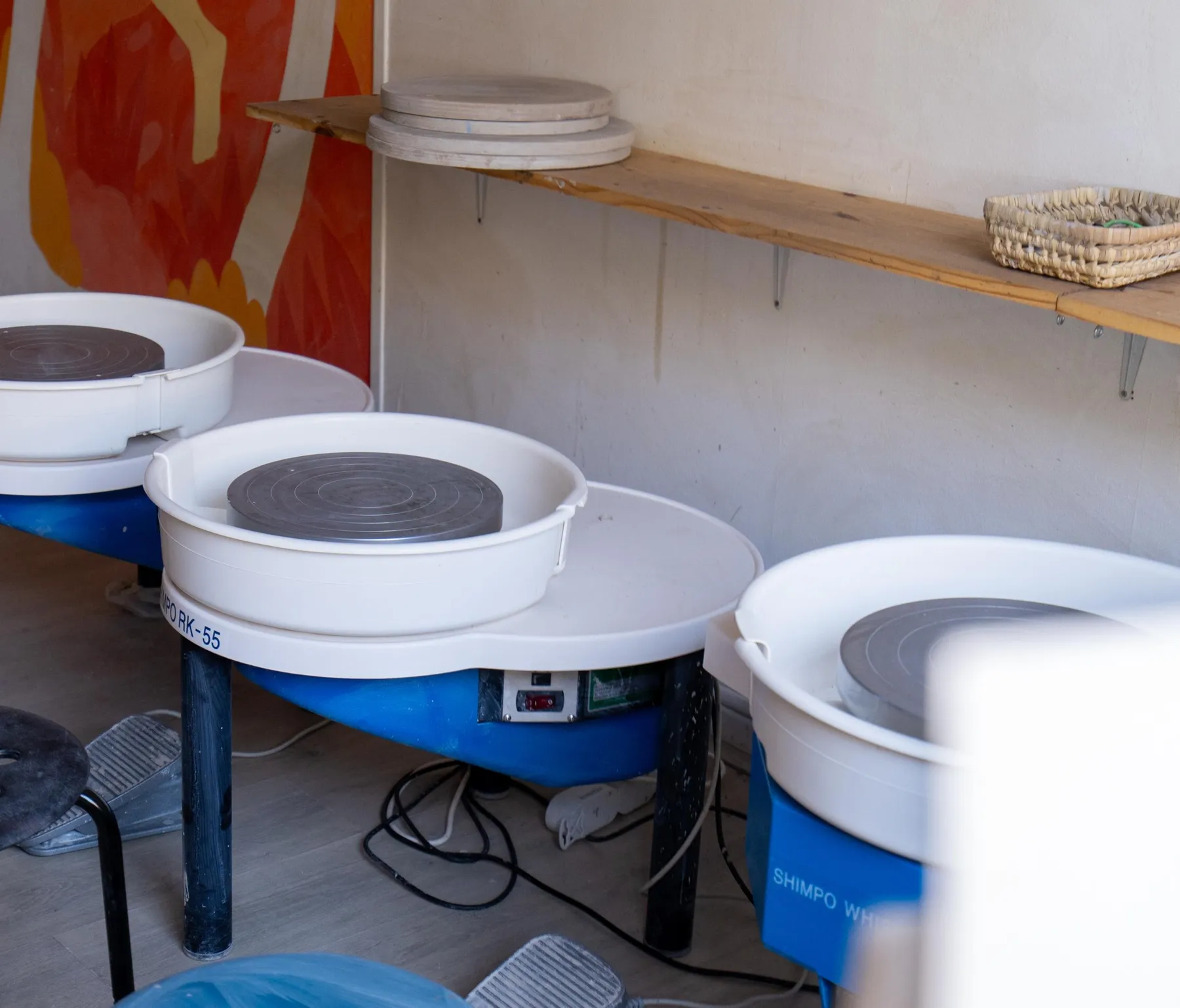 Initiez-vous au tour de potier avec Manon et son équipe - Image n°1 - Wecandoo