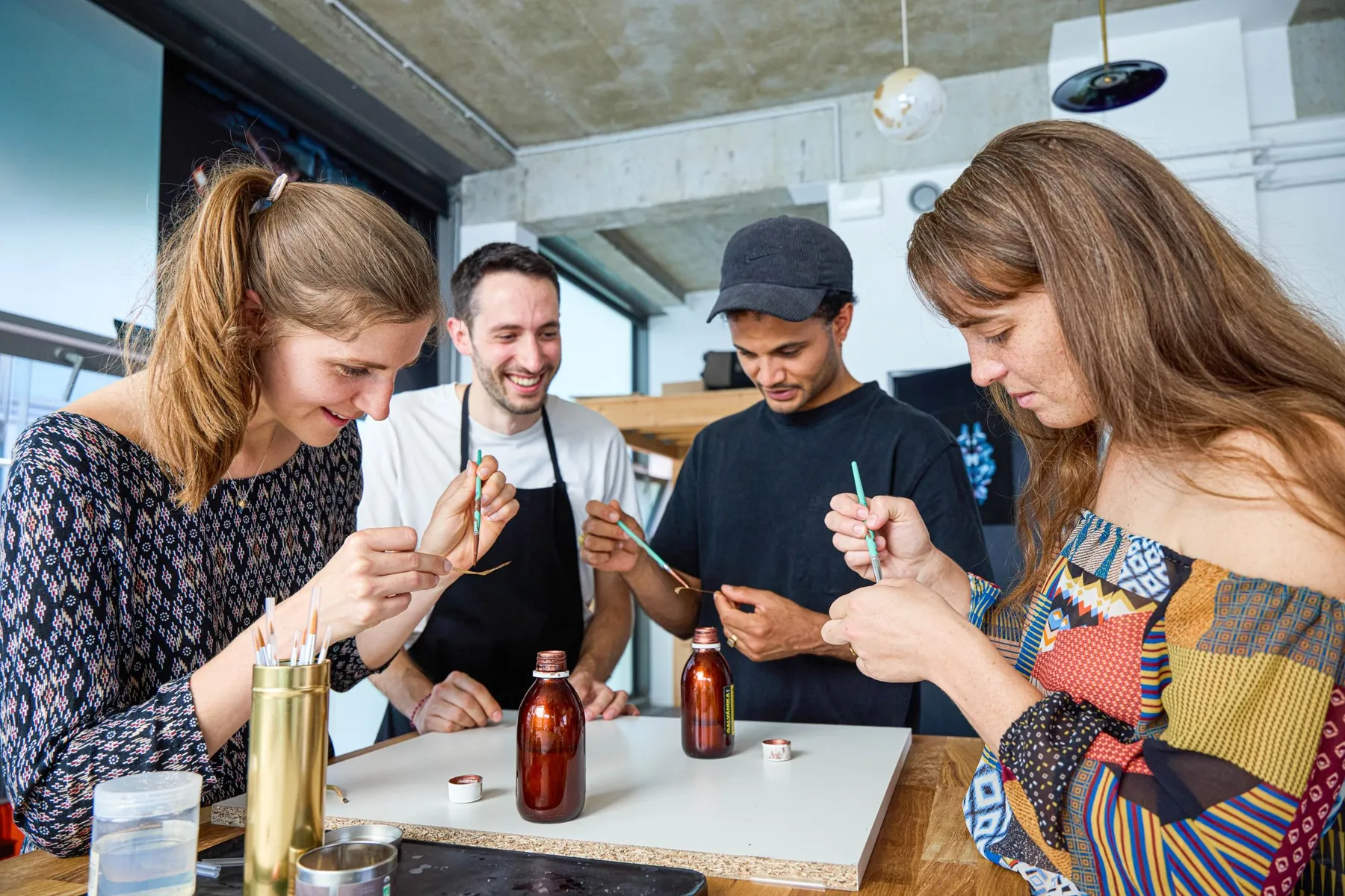 Créez vos bijoux grâce à la magie de la galvanoplastie avec Xavier à Paris - Image n°2 - Wecandoo