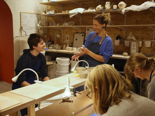 Découvrez le tour et le modelage le temps d’une journée avec Aurélie et son équipe - Image n°4 - Wecandoo