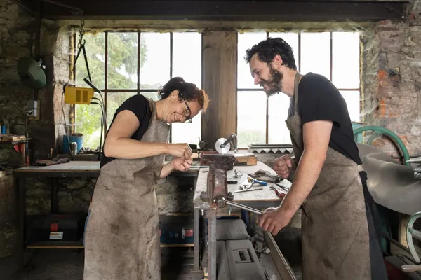 Réalisez vos couteaux brut de forge en duo avec Romain - Image n°3 - Wecandoo