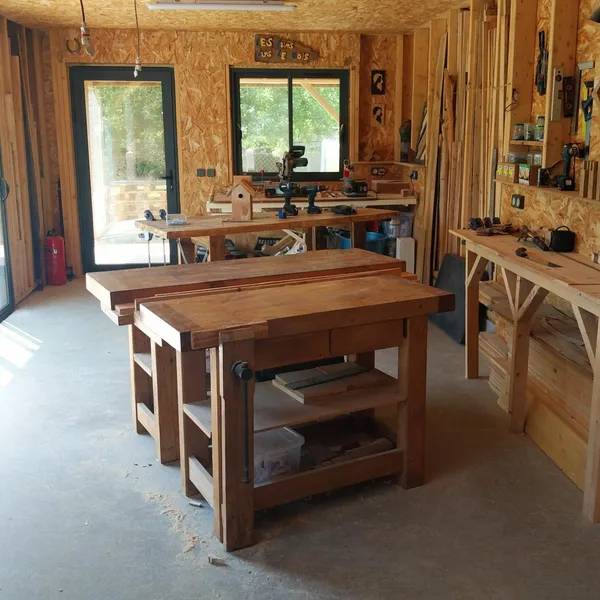 Atelier : 7 Square Alain Lesage