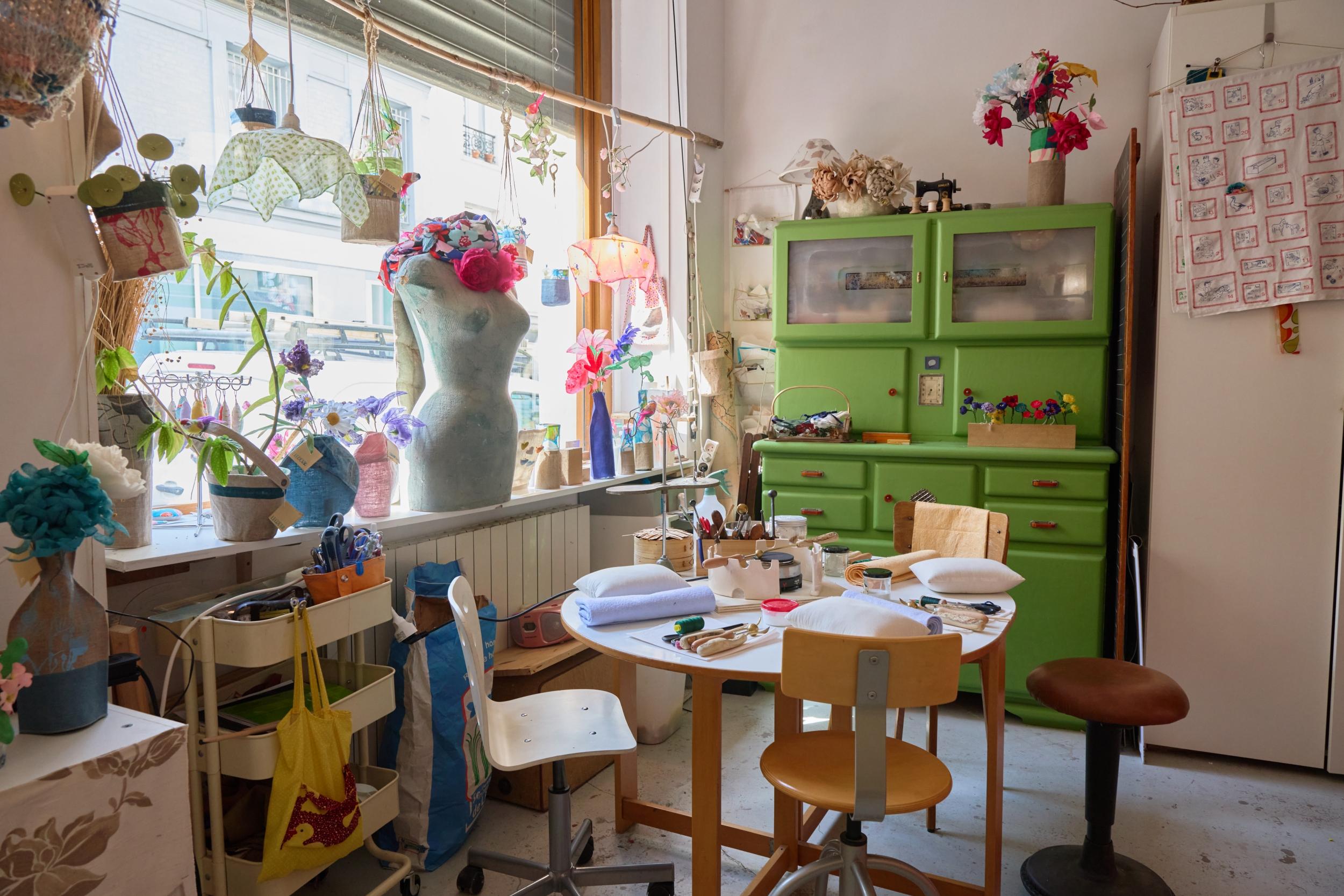 Créez votre fleur de lys éternelle en lin avec Julie - Image n°8 - Wecandoo
