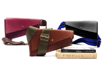 Personnalisez votre banane en cuir à Paris